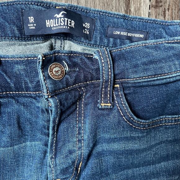 Hollister Women's 25/24 Capri Medium Wash Distressed Button Fly Jeans - Picture 4 of 7